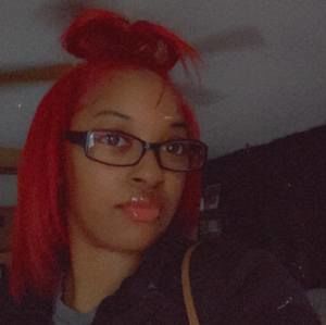 Meet your Posher, Deshauna